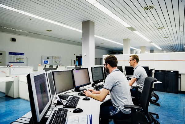 photo : RWTH Aachen University has deployed the Hitachi Content Platform to its data centers