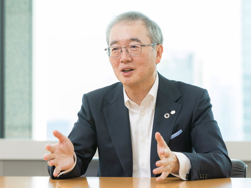 photo : Keiji Kojima, President & Chief Executive Officer, Hitachi, Ltd.